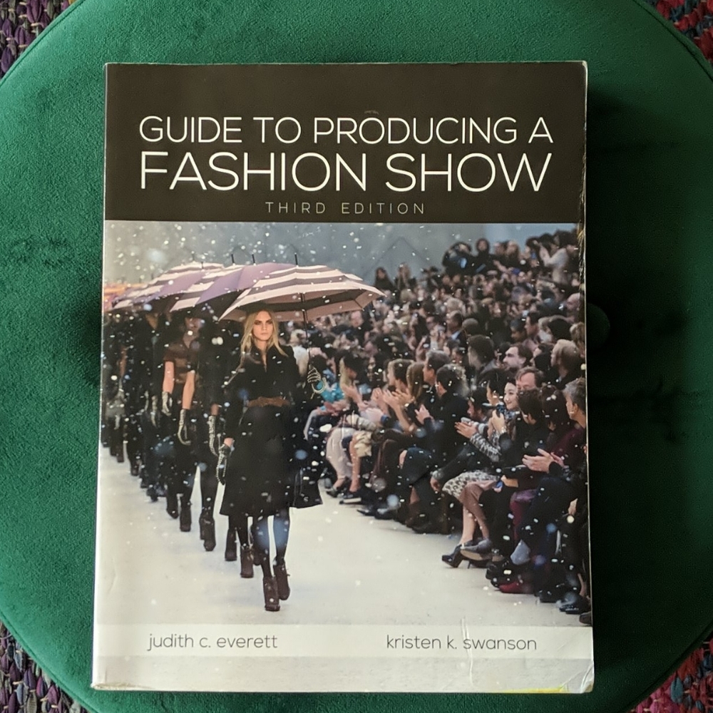 GUIDE TO PRODUCING A FASHION SHOW